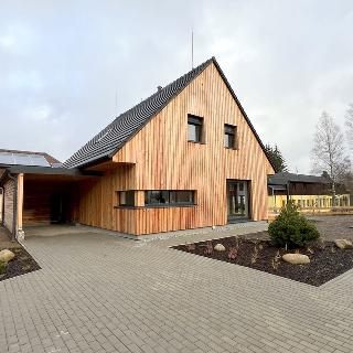 Pronájem rodinného domu 134 m² Borová Lada