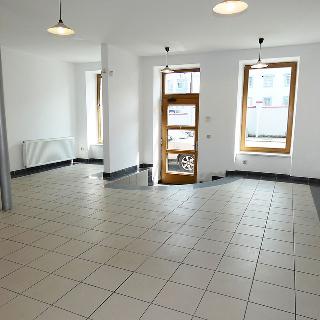 Pronájem obchodu 70 m² České Budějovice, Novohradská