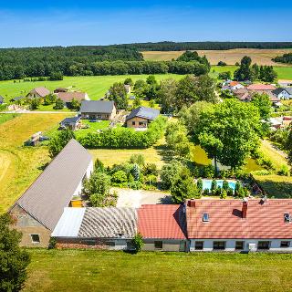 Prodej rodinného domu 460 m² Lišov