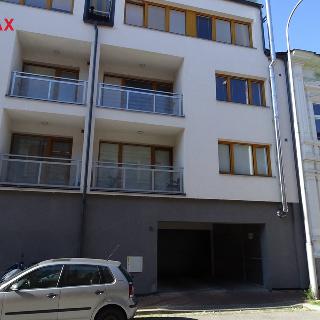 Pronájem parkovacího místa 15 m² České Budějovice, Riegrova