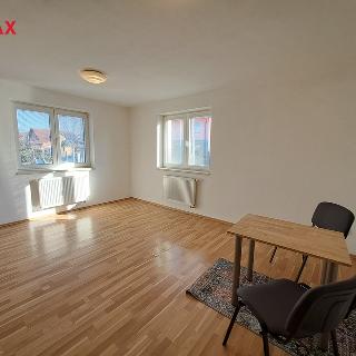 Pronájem bytu 1+kk a garsoniéry 29 m² České Budějovice, Kamnářská