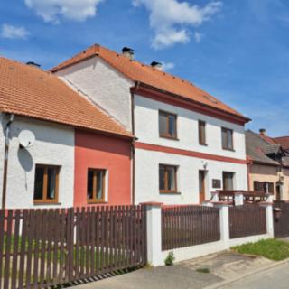 Pronájem bytu 2+1 56 m² Horní Planá