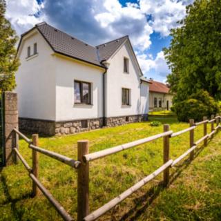 Prodej rodinného domu 200 m² Malšice