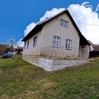 Prodej rodinného domu 220 m² Lačnov, 