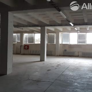 Pronájem skladu 890 m² Brno, 