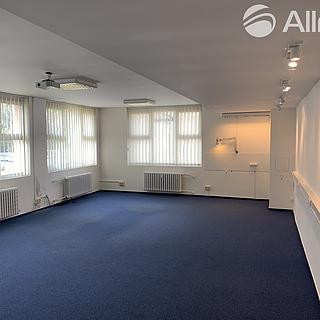 Pronájem obchodu 67 m&sup2; Praha