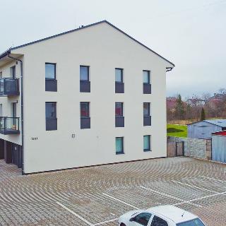 Pronájem bytu 3+kk 71 m² Holice, Hradecká