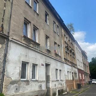 Prodej činžovního domu 226 m² Ústí nad Labem, Prostřední