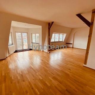 Pronájem bytu 2+1 70 m² Teplice, Jankovcova