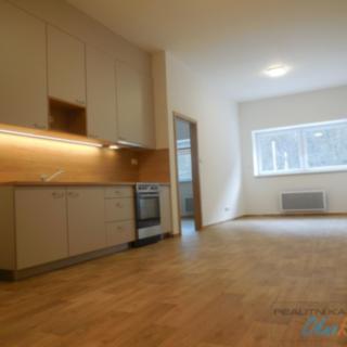 Pronájem bytu 2+kk 51 m² Adamov, Nádražní