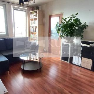 Prodej bytu 3+1 71 m² Praha, Botevova