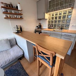 Pronájem bytu 1+kk a garsoniéry 29 m² Praha, Hostivařská