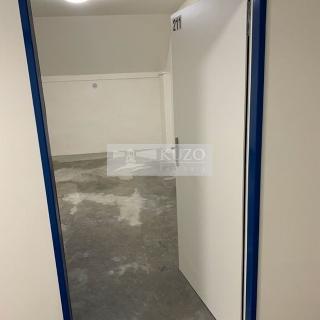 Pronájem skladu 17 m² Dobříč, 