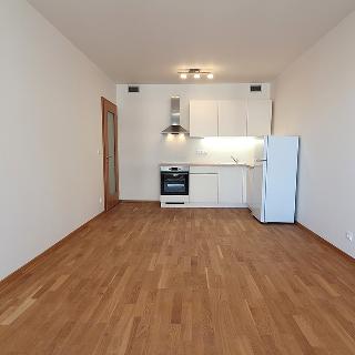 Pronájem bytu 2+kk 50 m² Praha, Smržových