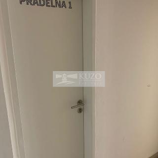 Pronájem skladu 5 m² Praha, Prosecká