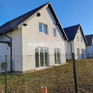 Prodej rodinného domu 127 m² Chotětov