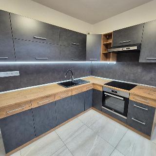 Pronájem bytu 3+1 86 m² Mladá Boleslav, 17. listopadu