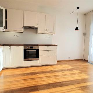 Pronájem bytu 2+kk 41 m² Praha, Kakosova