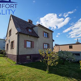 Prodej rodinného domu 250 m&sup2; Hať