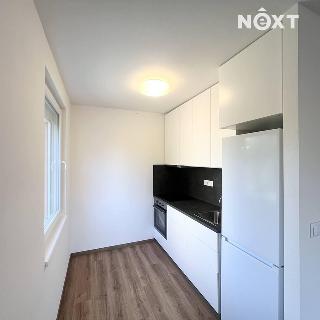 Pronájem bytu 2+kk 42 m² Praha, Žufanova