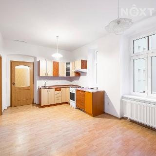 Prodej bytu 3+1 73 m² Plzeň, Jablonského