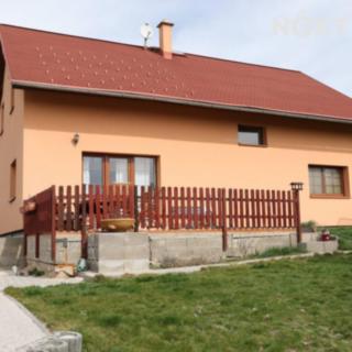 Prodej rodinného domu 188 m² Čtveřín, 