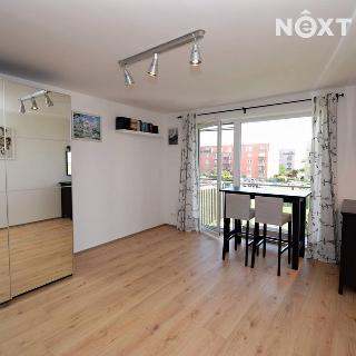 Prodej bytu 1+kk a garsoniéry 29 m² Hostivice, Žitná