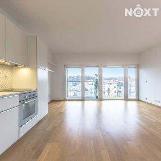 Pronájem bytu 1+kk a garsoniéry 37 m² Praha, Gabrielská