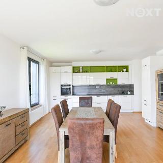 Pronájem bytu 3+kk 88 m² Praha, Na Petynce