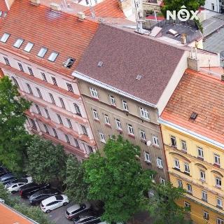 Prodej obchodu 16 m² Praha, Velehradská