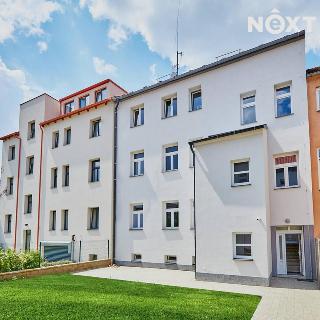 Pronájem bytu 1+kk a garsoniéry 44 m² České Budějovice, K. Weise