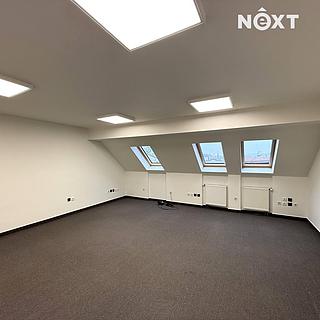 Pronájem kanceláře 77 m&sup2; Praha