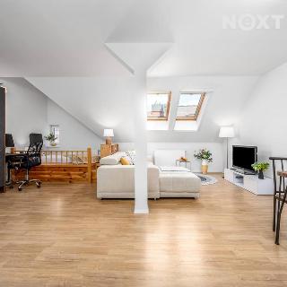 Prodej bytu 3+kk 78 m² Praha, Vacínova