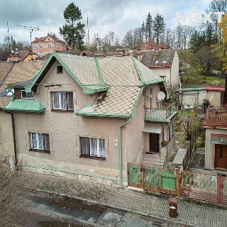 Prodej rodinného domu 160 m² Červený Kostelec, Divadelní