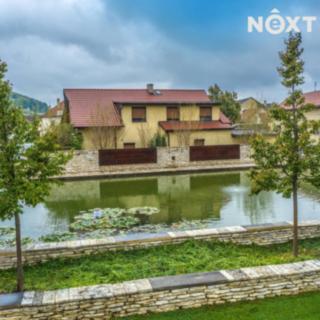 Prodej restaurace 416 m² Tetín