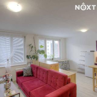 Prodej bytu 1+kk a garsoniéry 39 m² Praha, Třinecká