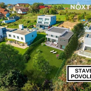 Prodej stavební parcely 922 m² Podolanka, 