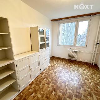 Pronájem bytu 2+kk 47 m² Praha, Chabařovická