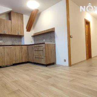 Pronájem bytu 2+1 55 m² Svoboda nad Úpou