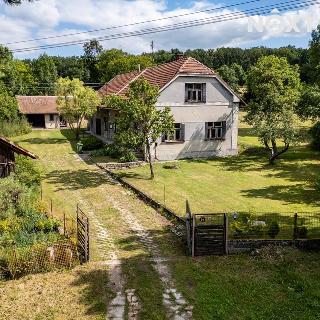 Prodej chalupy 330 m² Kněžice, 