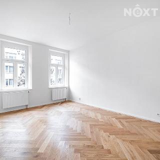 Prodej bytu 2+kk 46 m² Praha, Velehradská