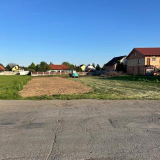 Prodej komerčního pozemku 2 263 m² Zápy, 