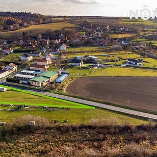Prodej stavební parcely 1672 m&sup2; Příčina