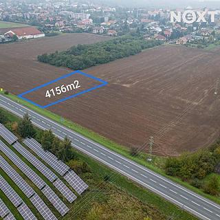 Prodej komerčního pozemku 4156 m² Kostelec nad Černými lesy