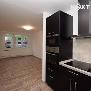 Pronájem bytu 2+kk 40 m² Kladno, Anglická