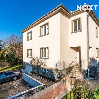 Prodej rodinného domu 242 m² Benešov