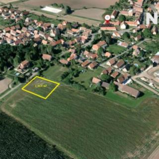 Prodej stavební parcely 1914 m&sup2; Milostín