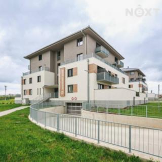Prodej bytu 2+kk 55 m² Praha, Želetická
