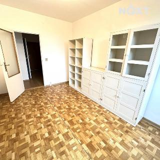 Pronájem bytu 2+kk 47 m² Praha, Chabařovická