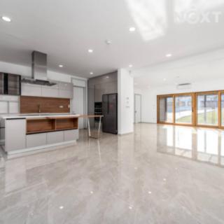 Prodej rodinného domu 320 m² Vysoký Újezd